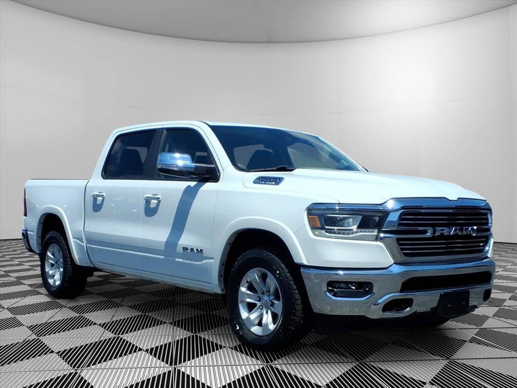 Used 2022 RAM 1500 Laramie AWD/4WD image 1