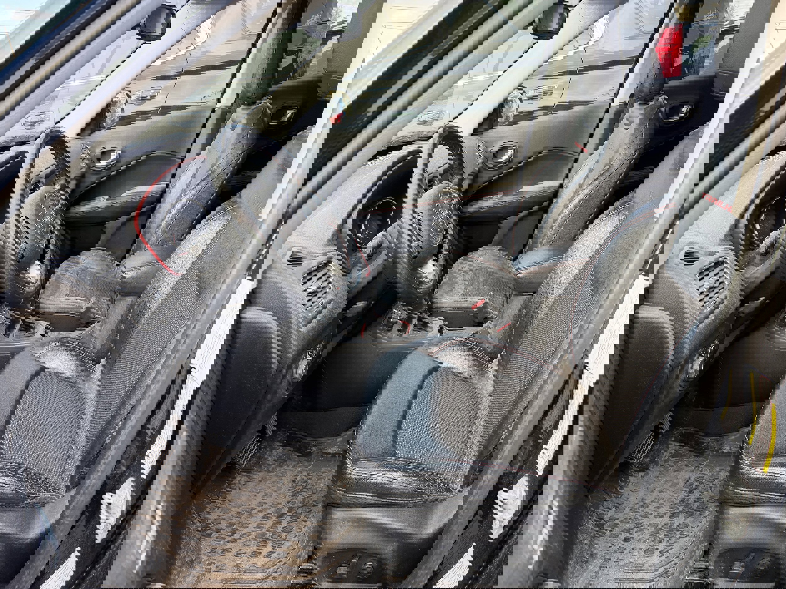 Used 2018 Jeep Compass Trailhawk w/ Trailer Tow Group image 7