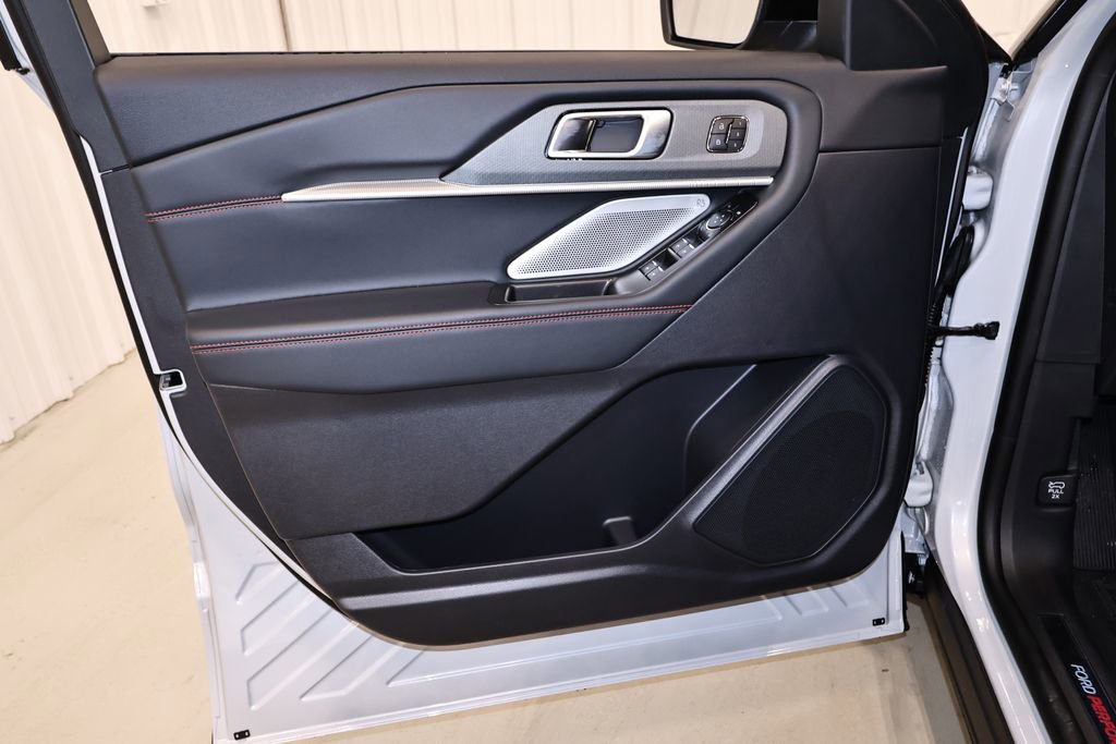 New 2026 Ford Explorer ST image 9