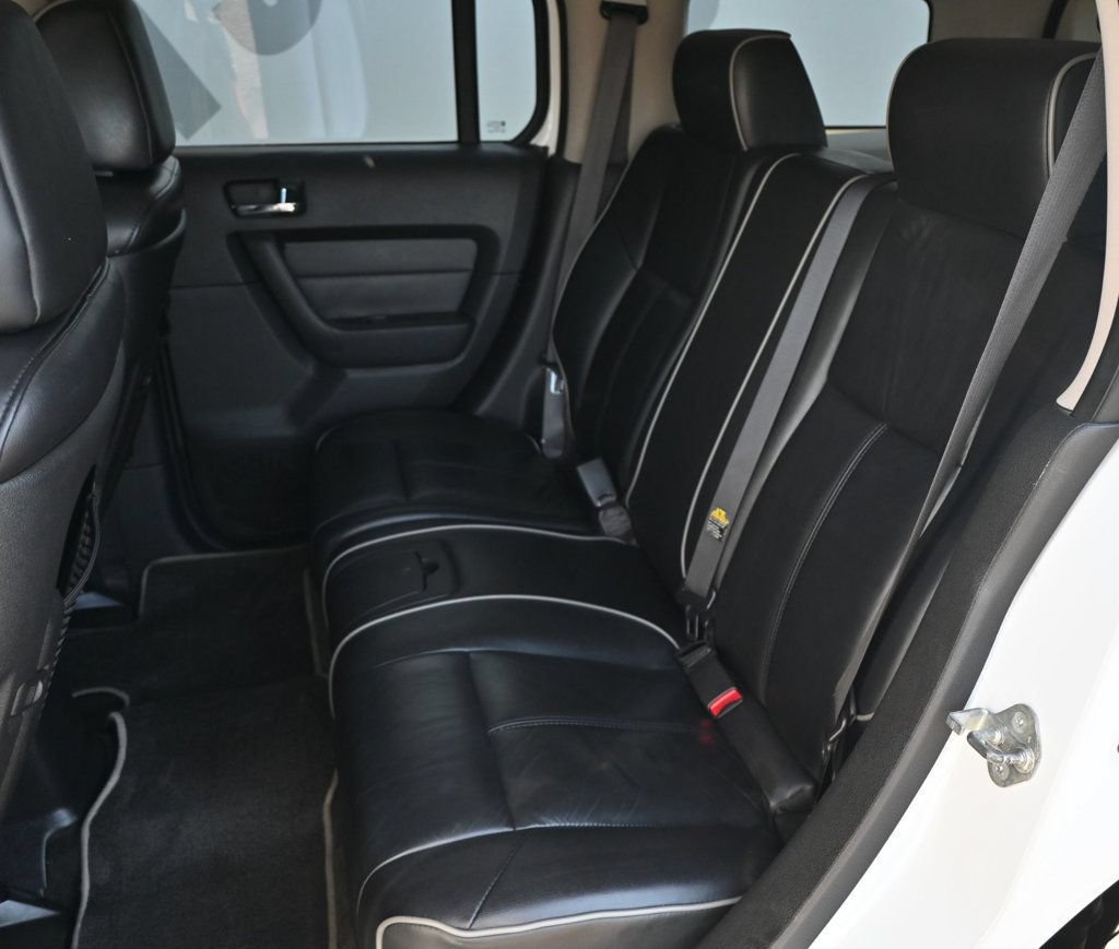 Used 2006 HUMMER H3 AWD/4WD image 13