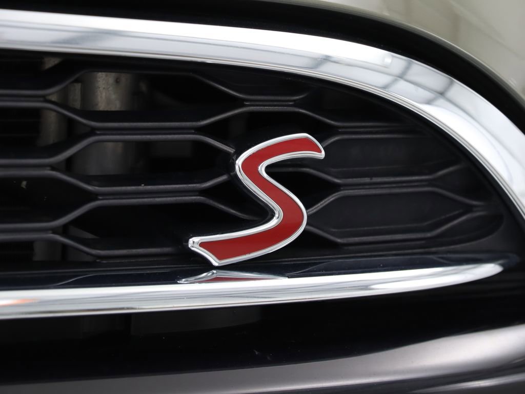 Used 2021 MINI Cooper S image 9