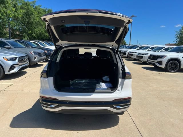 New 2026 Lincoln Nautilus Reserve AWD/4WD image 9