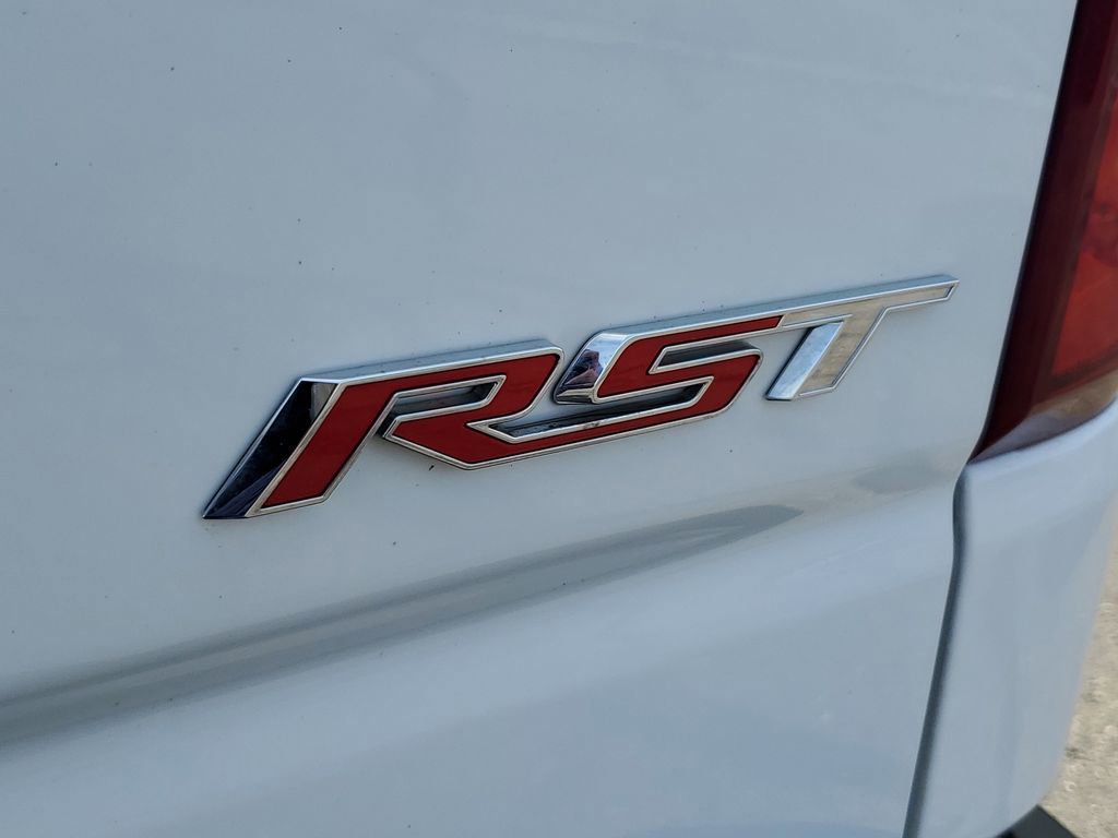 Used 2025 Chevrolet Silverado 1500 RST AWD/4WD image 8