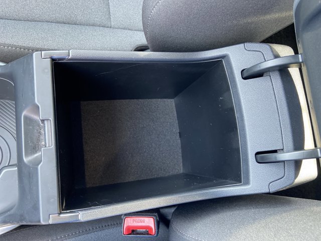 Used 2025 Kia K4 LXS image 44