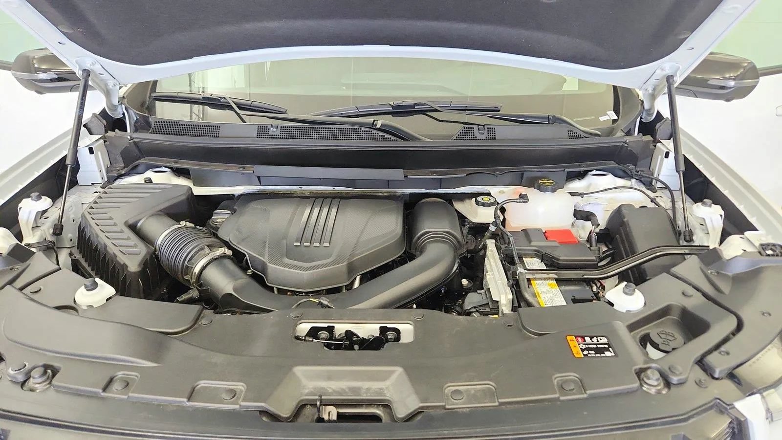 Used 2026 GMC Acadia Elevation FWD image 43