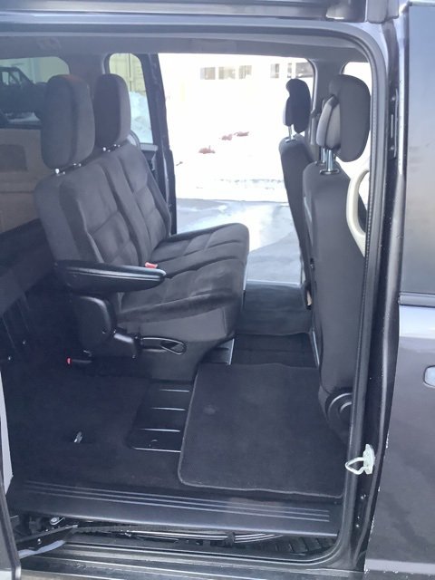 Used 2019 Dodge Grand Caravan SE image 15