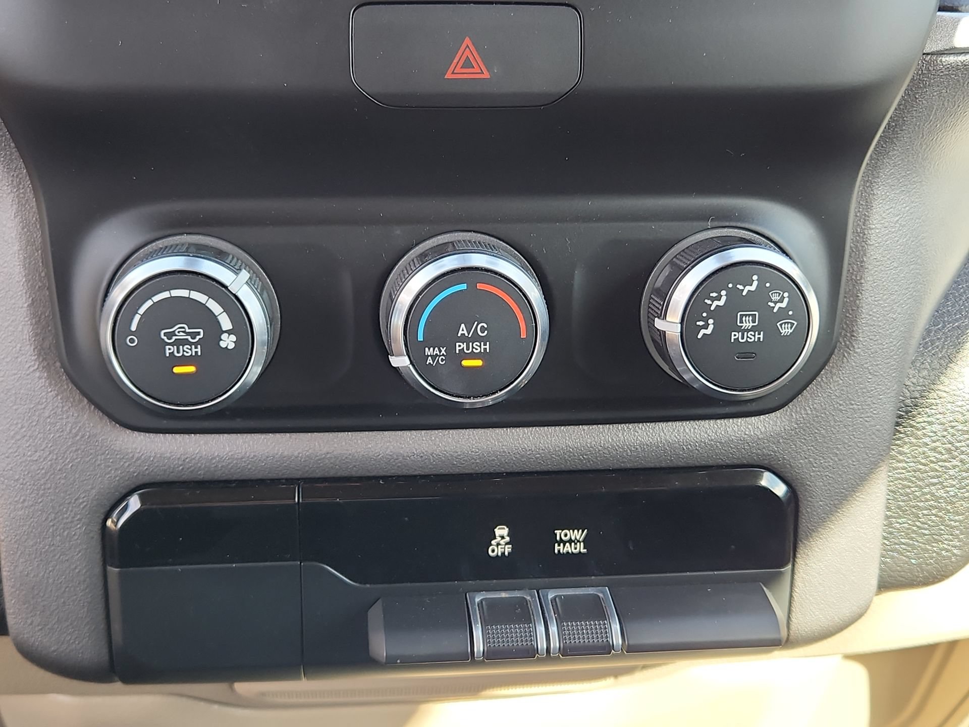 Certified 2021 RAM 1500 Big Horn AWD/4WD image 16