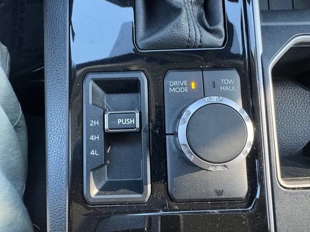 Used 2022 Toyota Tundra SR5 w/ SR5 Convenience Package AWD/4WD image 28
