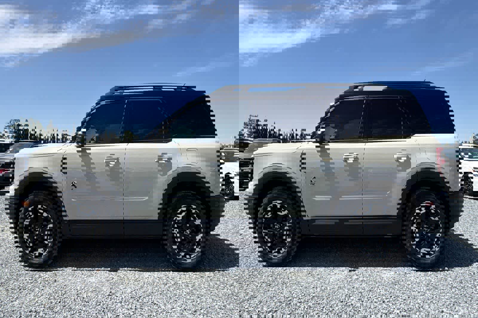 Used 2024 Ford Bronco Sport Outer Banks image 6