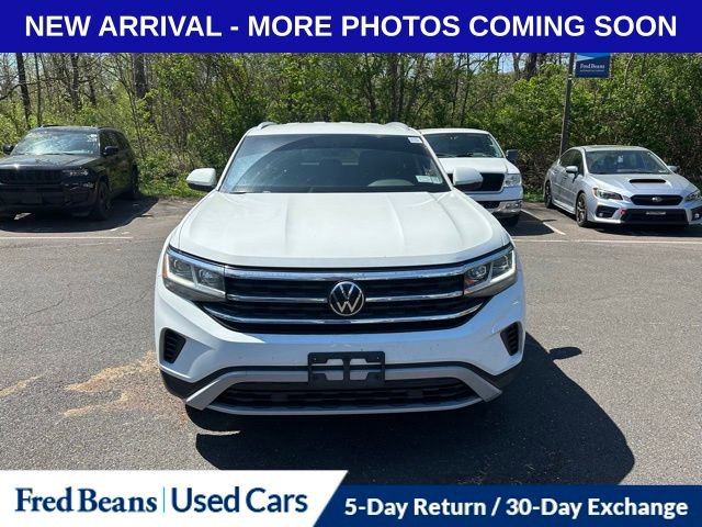 Used 2020 Volkswagen Atlas Cross Sport SE image 2