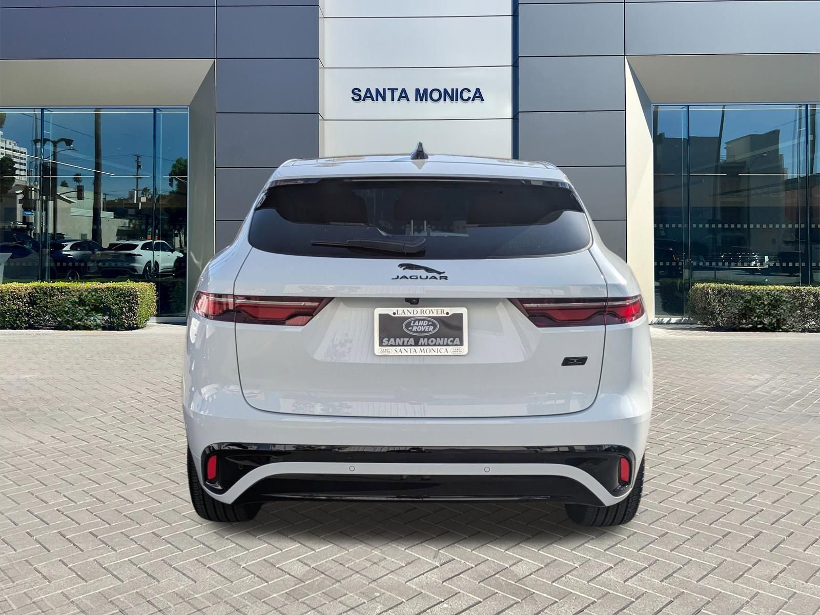 Used 2026 Jaguar F-PACE R-Dynamic S AWD/4WD image 6