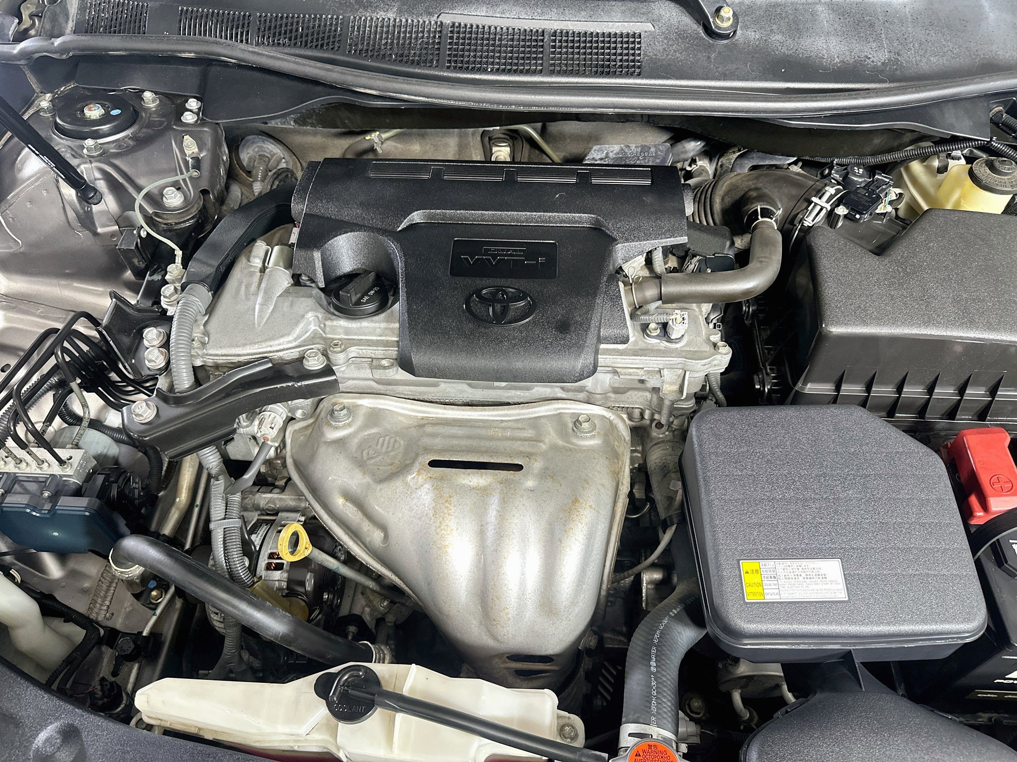 Used 2016 Toyota Camry SE w/ Moonroof Package FWD image 33