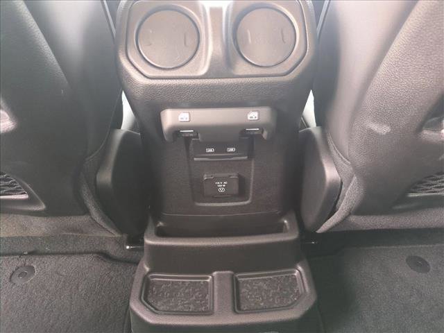 Used 2024 Jeep Wrangler High Altitude image 17