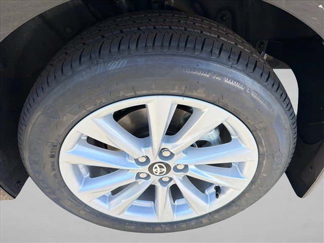 New 2027 Toyota Corolla LE w/ LE Premium Package FWD image 19
