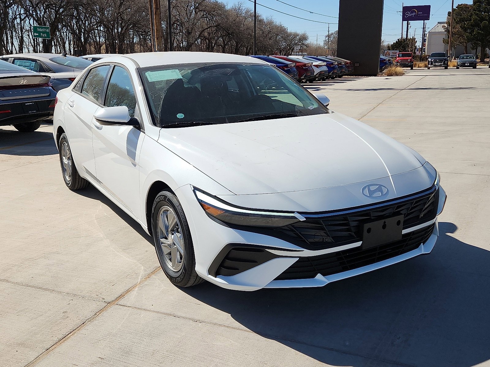 New 2026 Hyundai Elantra SE w/ Cargo Package image 6