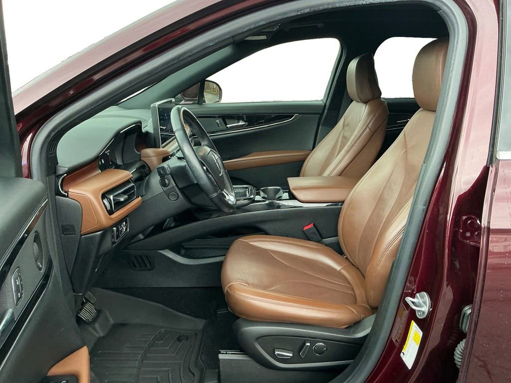 Certified 2023 Lincoln Nautilus Reserve w/ Equipment Group 201A image 14