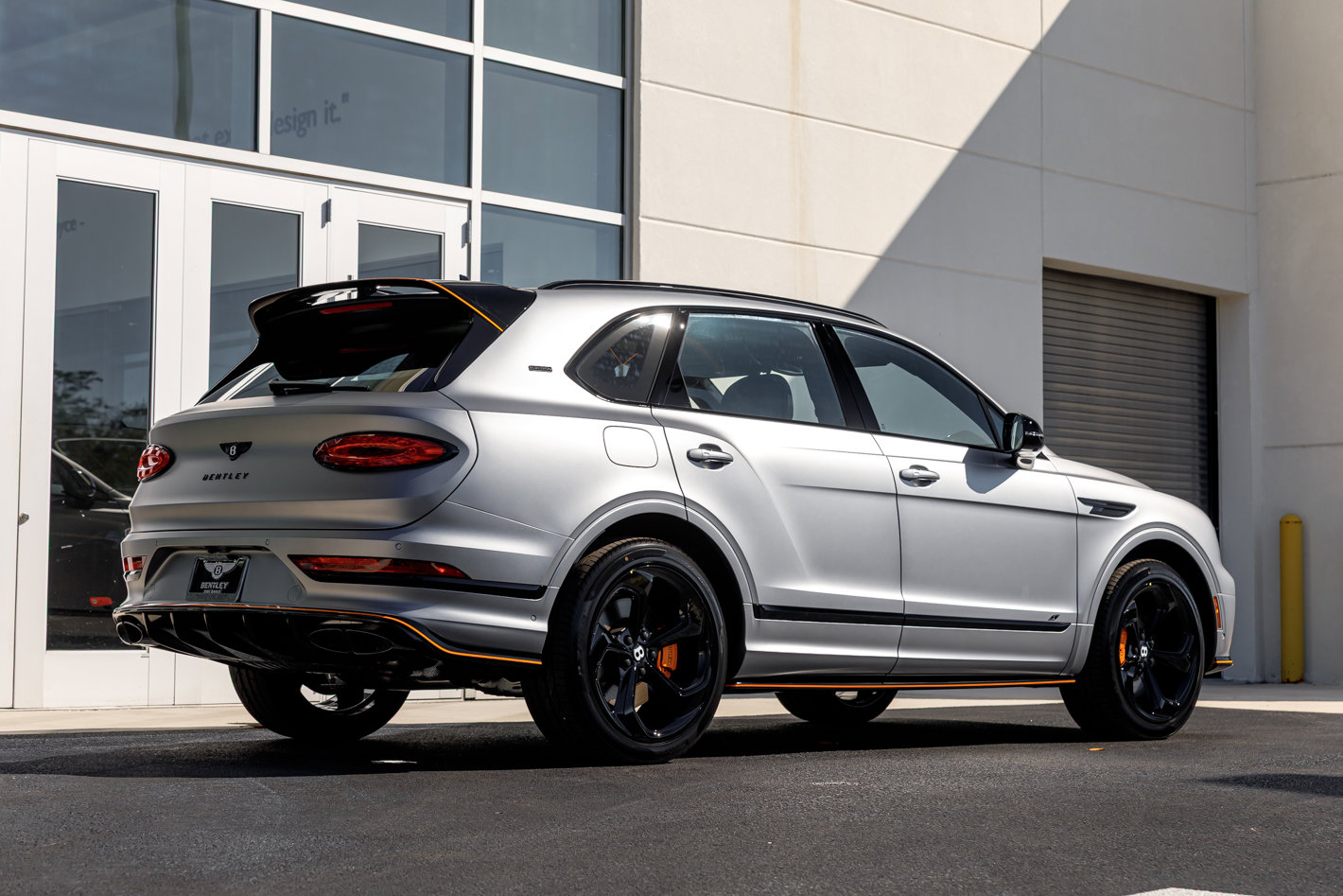 New 2025 Bentley Bentayga image 10