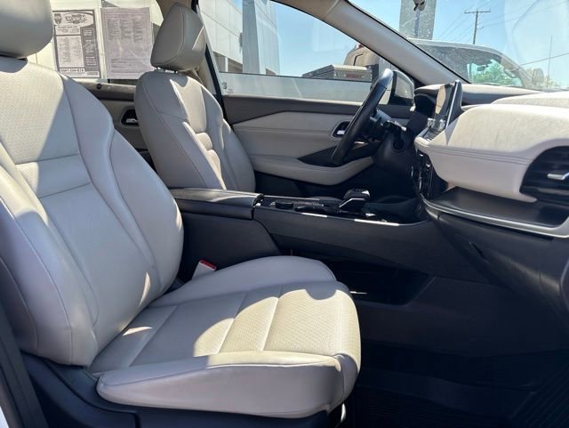 Used 2021 Nissan Rogue SV AWD/4WD image 15