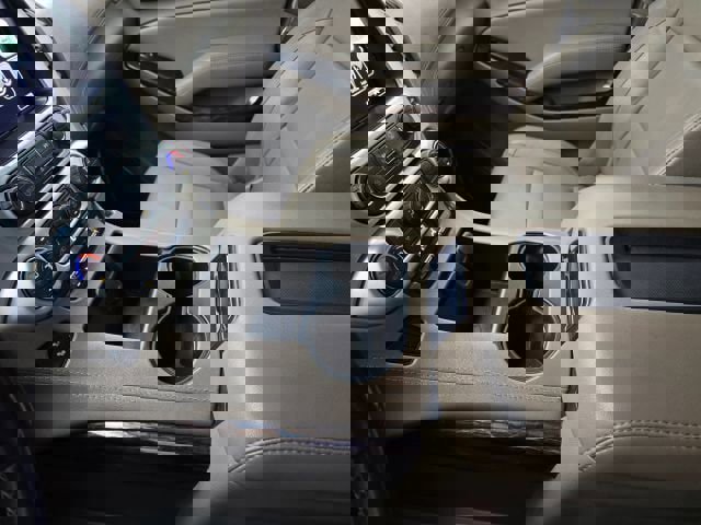 Used 2020 GMC Yukon SLT image 28