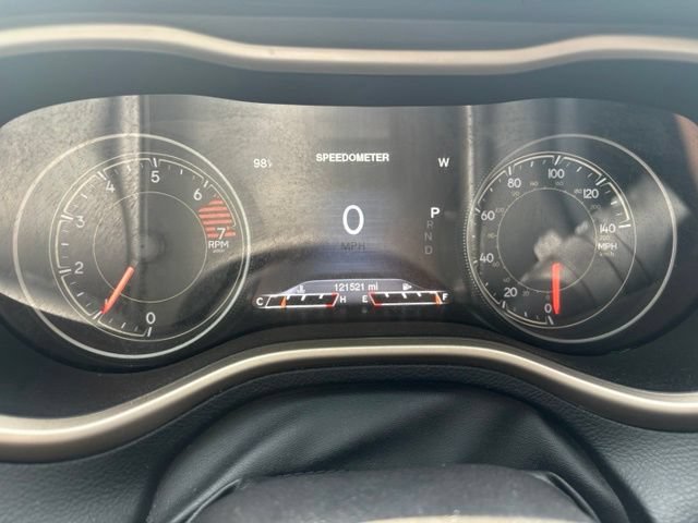 Used 2016 Jeep Cherokee Limited FWD image 25