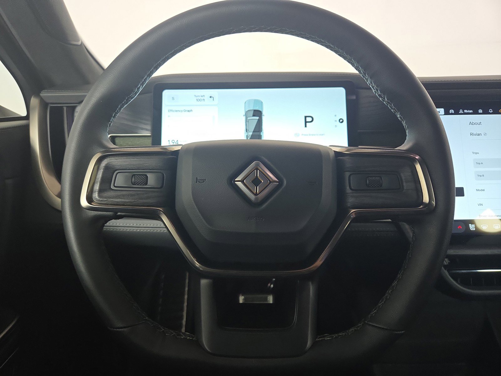 Used 2024 Rivian R1S Adventure AWD/4WD image 28