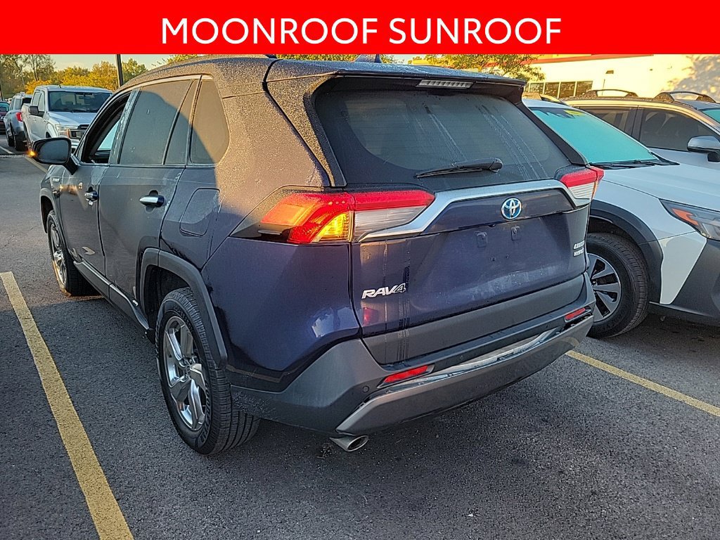 Used 2020 Toyota RAV4 Limited w/ Limited Grade Weather Package AWD/4WD image 4
