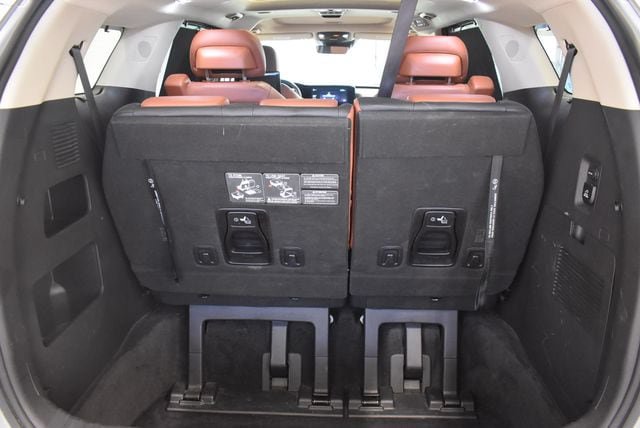Used 2022 Kia Carnival SX Prestige FWD image 16