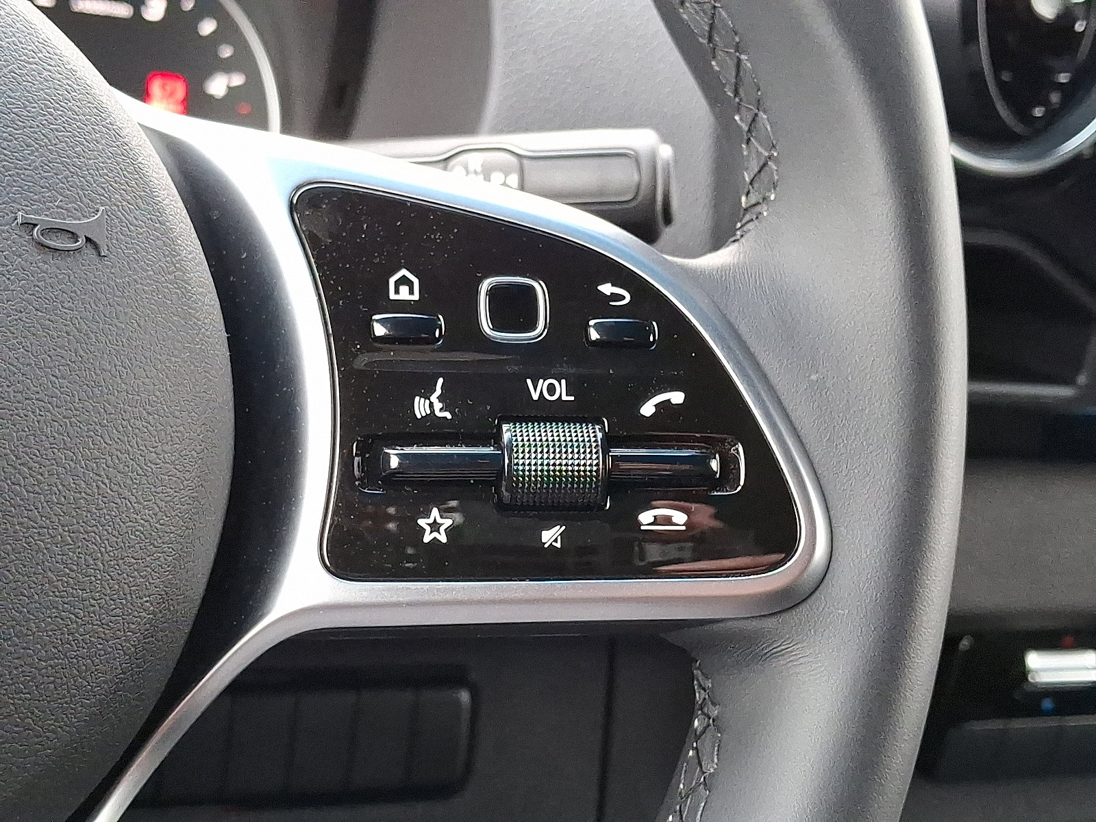 Used 2024 Mercedes-Benz Sprinter 144 Cargo image 27