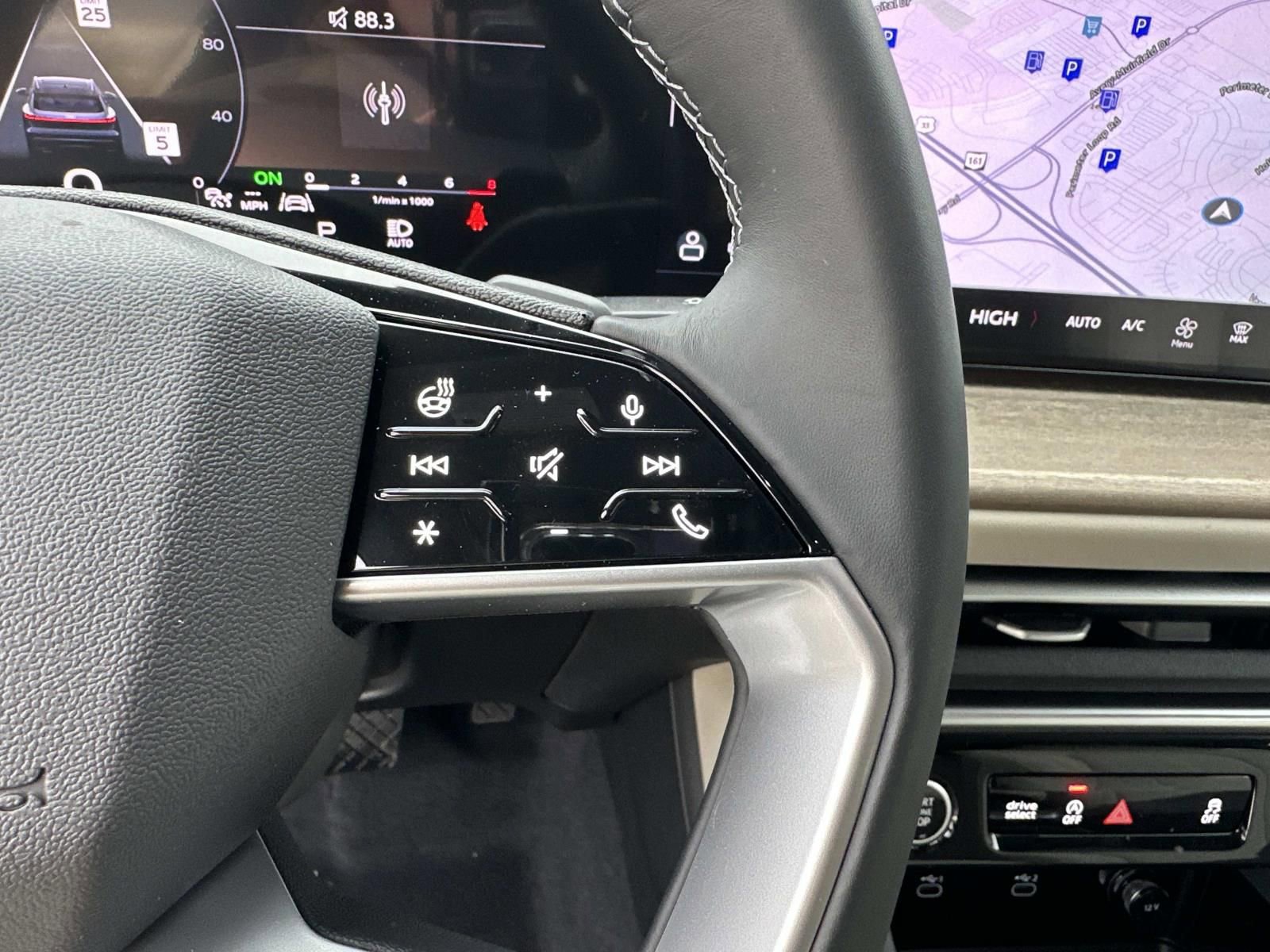 New 2025 Audi Q5 Prestige image 17