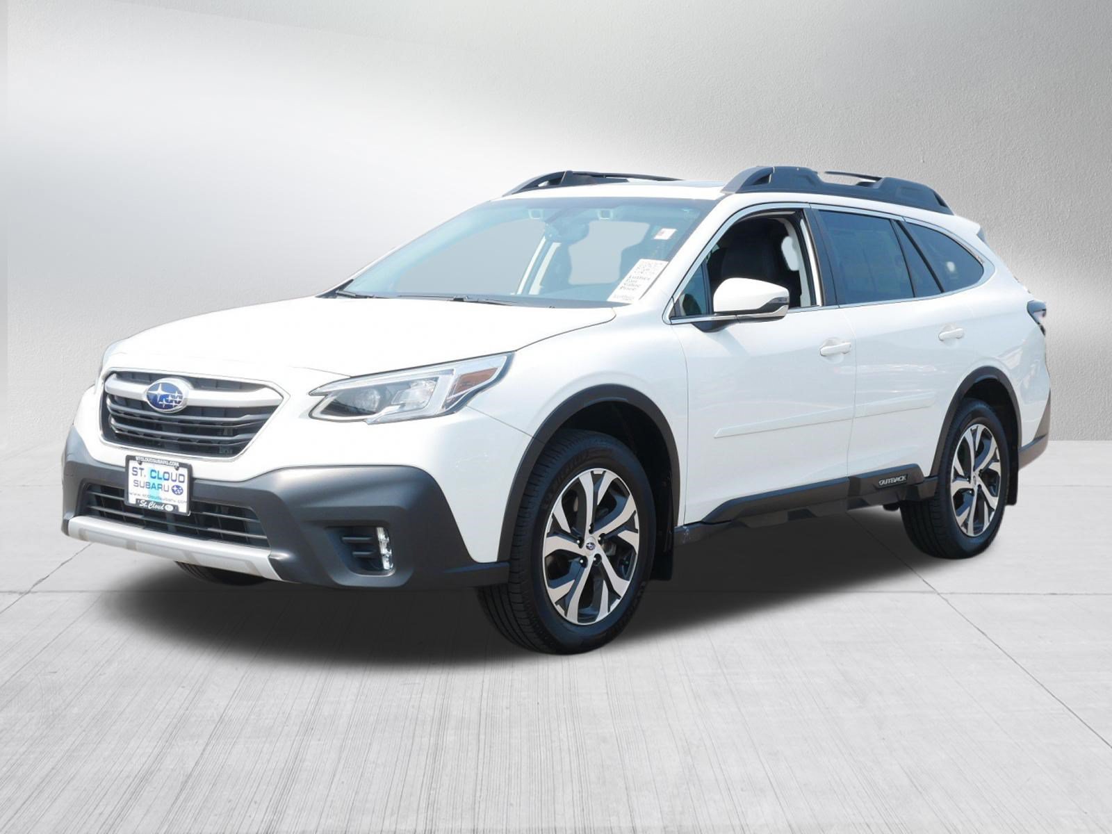Used 2022 Subaru Outback Limited AWD/4WD image 3