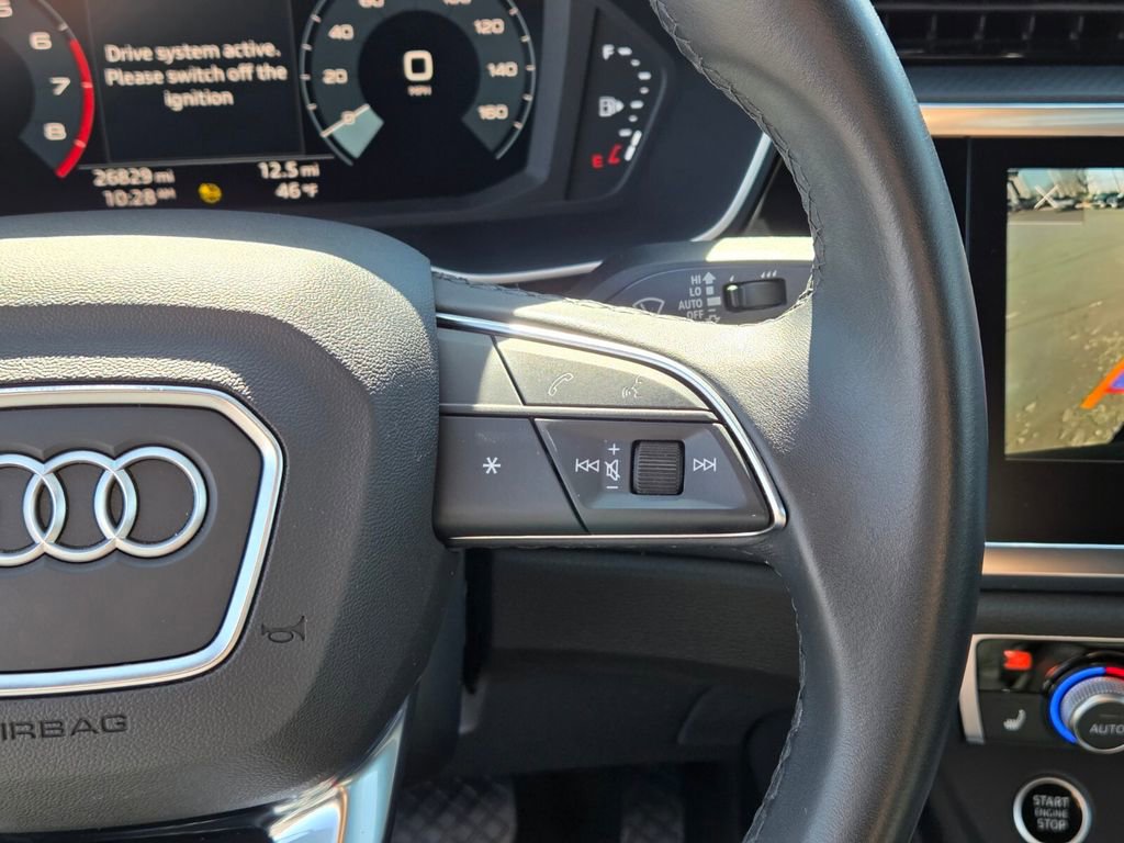 Used 2023 Audi Q3 2.0T Premium w/ Convenience Package image 11