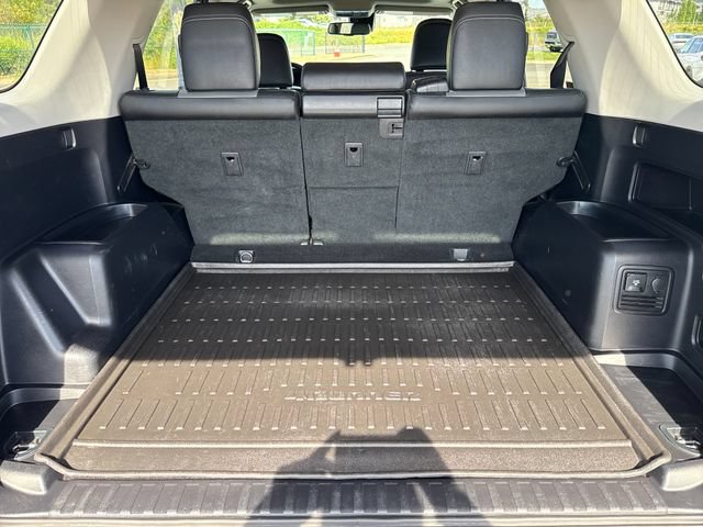 Used 2023 Toyota 4Runner SR5 Premium w/ Moonroof Package AWD/4WD image 15