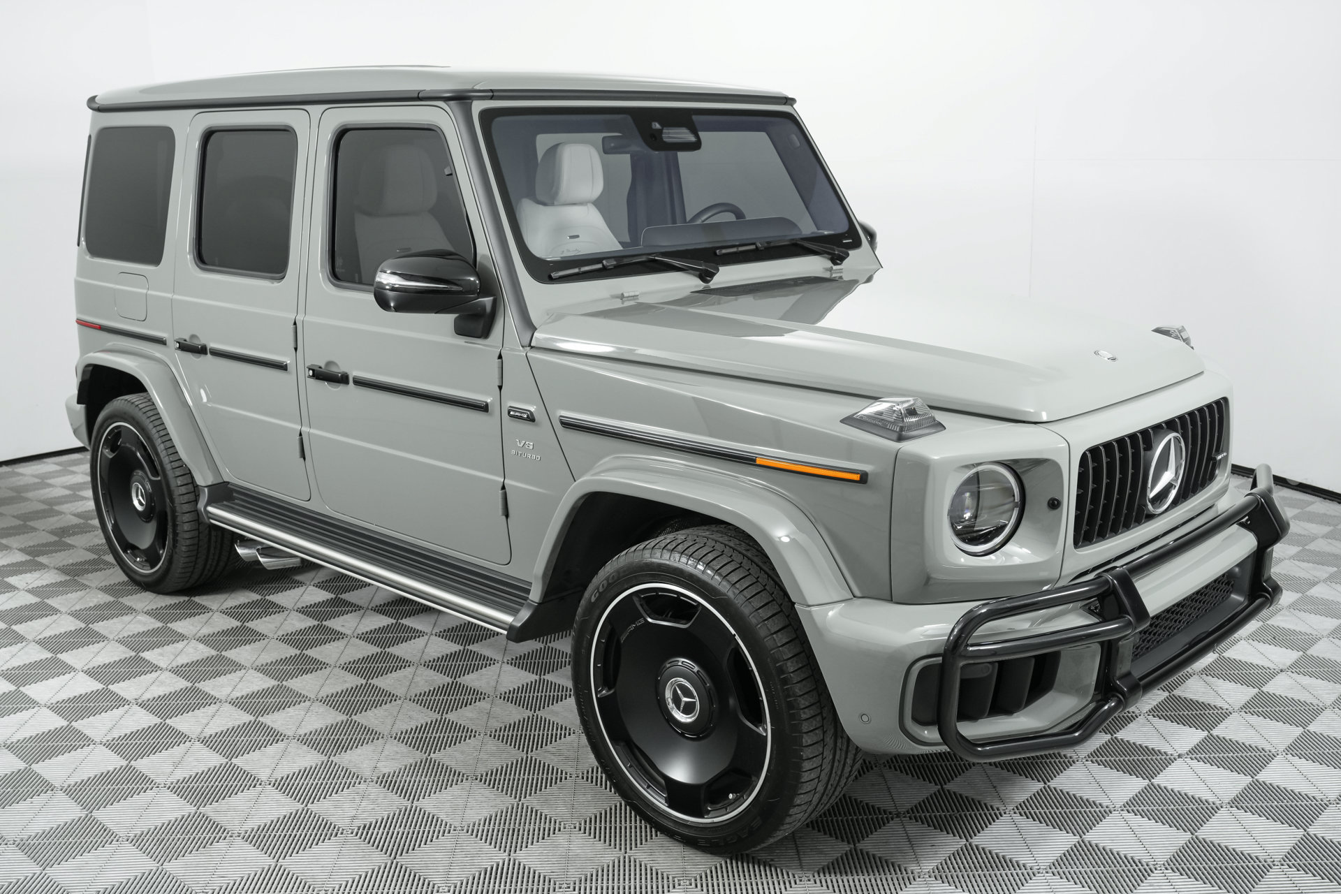 Used 2025 Mercedes-Benz G 63 AMG 4MATIC image 34