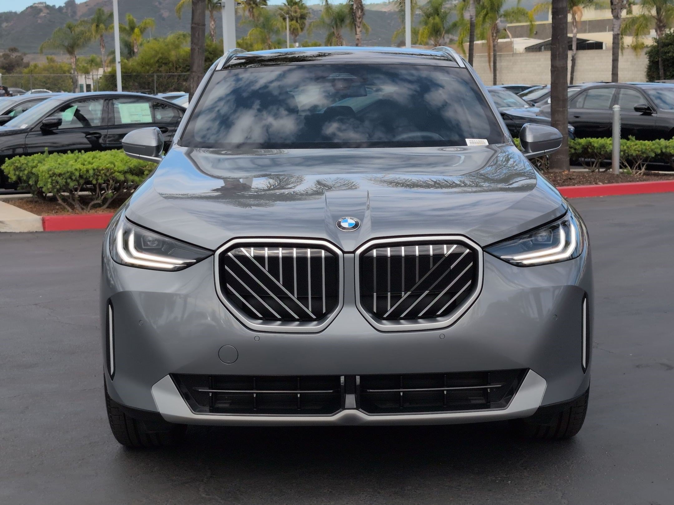 Certified 2025 BMW X3 xDrive30i w/ M Sport Package AWD/4WD image 3