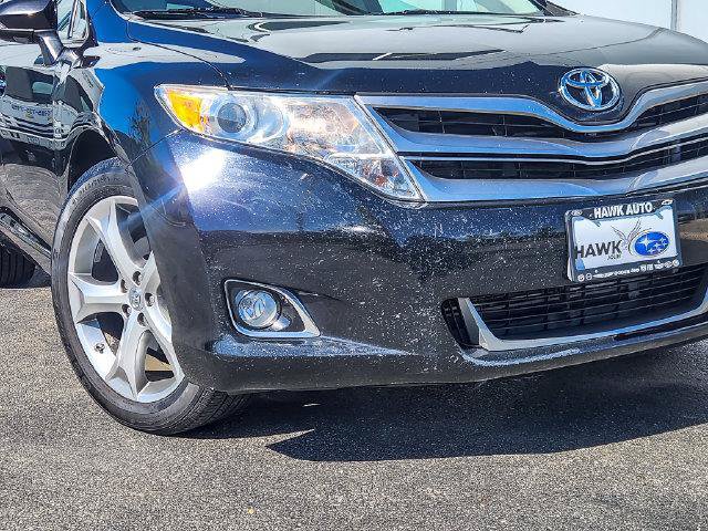 Used 2013 Toyota Venza XLE w/ XLE Premium Pkg AWD/4WD image 2