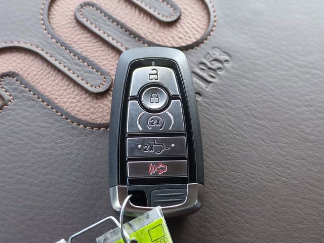 New 2026 Ford F250 4x4 Crew Cab Super Duty image 32