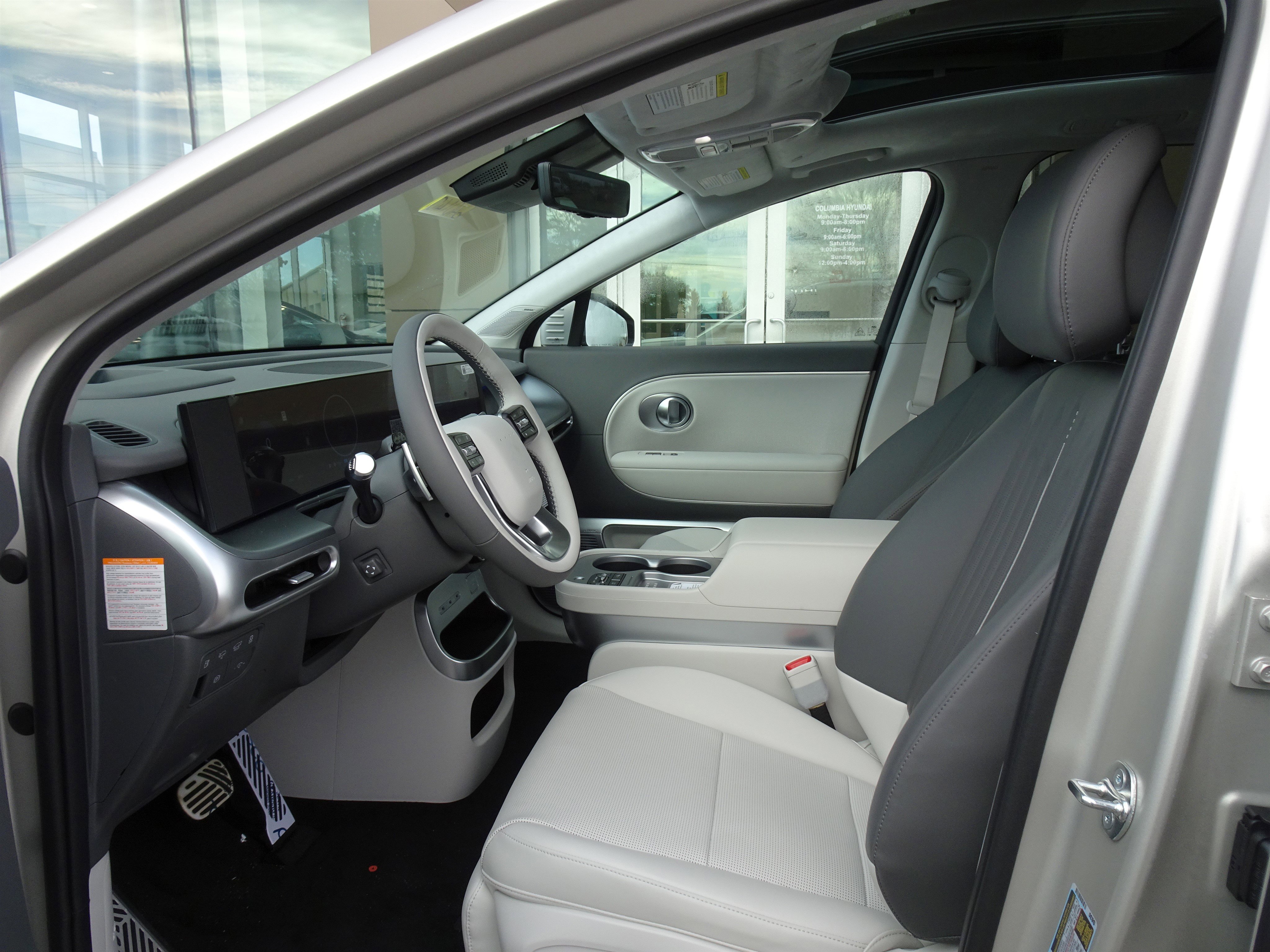 New 2026 Hyundai Ioniq 9 Calligraphy image 9