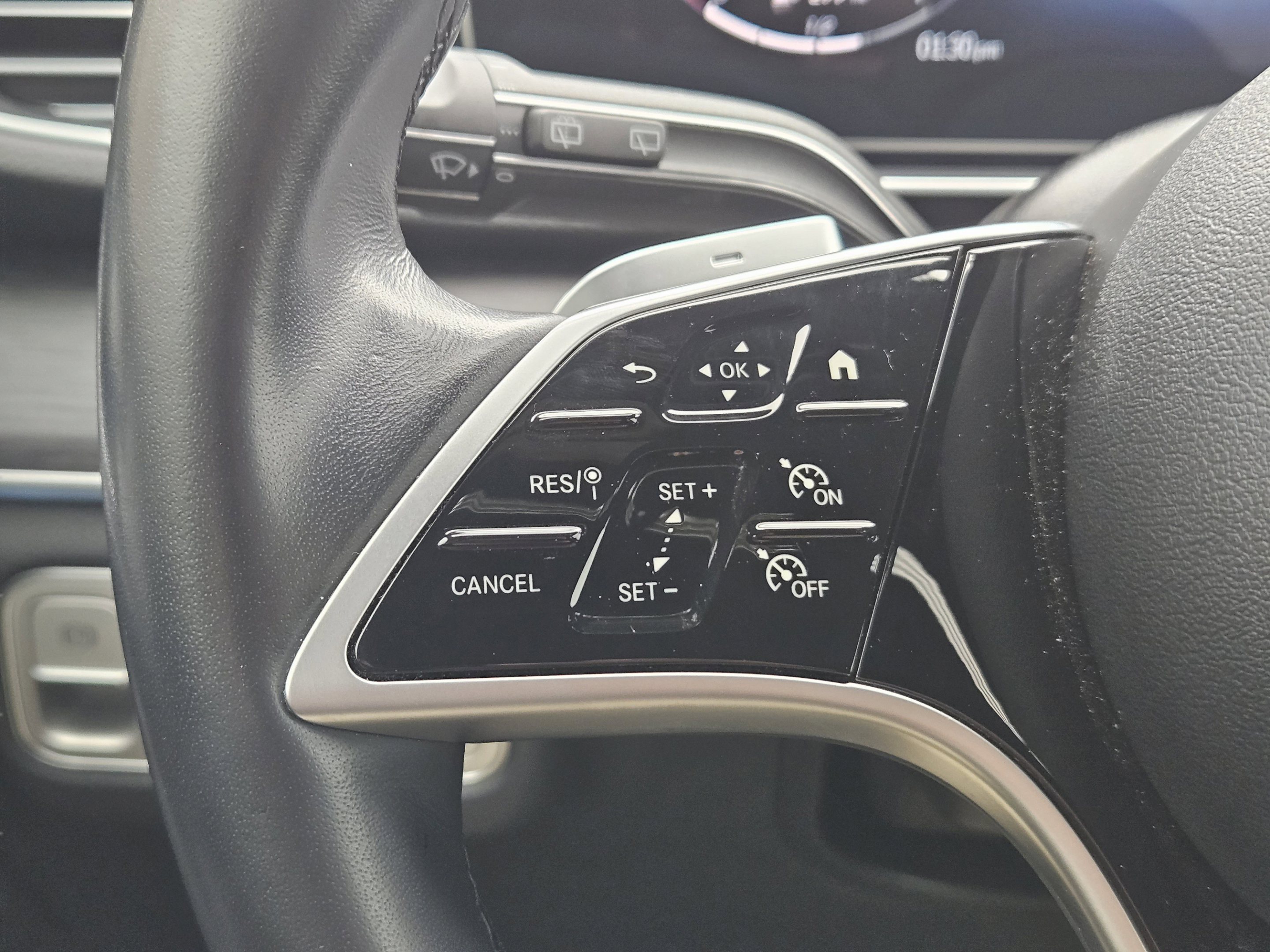 Used 2025 Mercedes-Benz GLE 350 4MATIC image 22