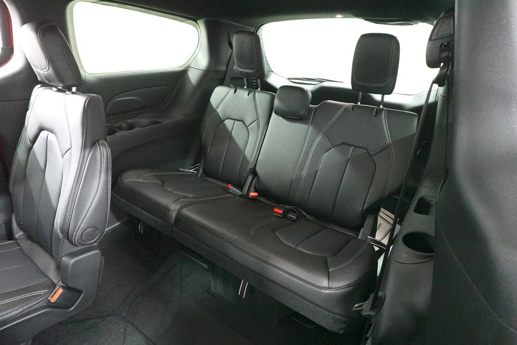 New 2026 Chrysler Pacifica Select image 25