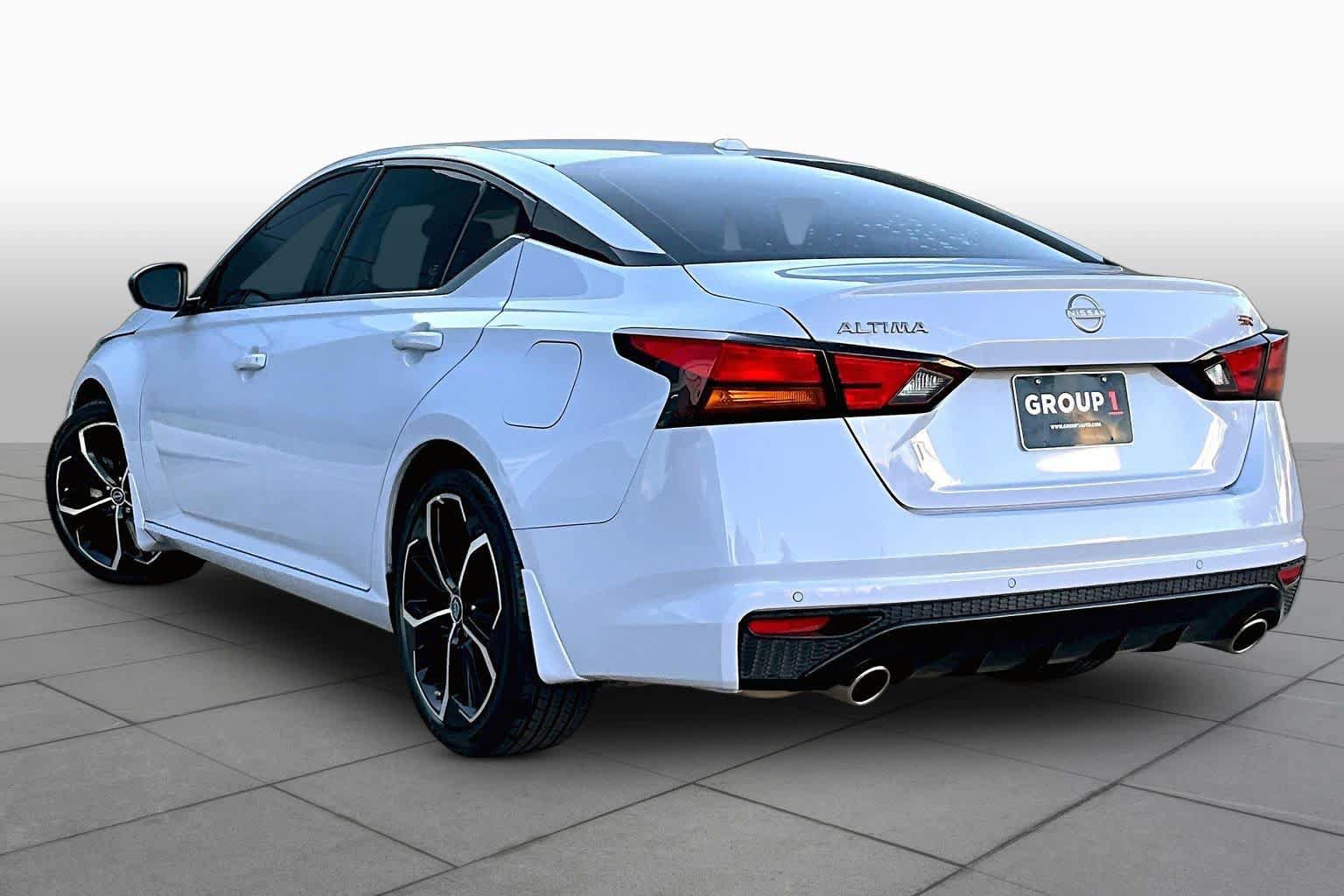 Certified 2024 Nissan Altima 2.5 SR FWD image 12