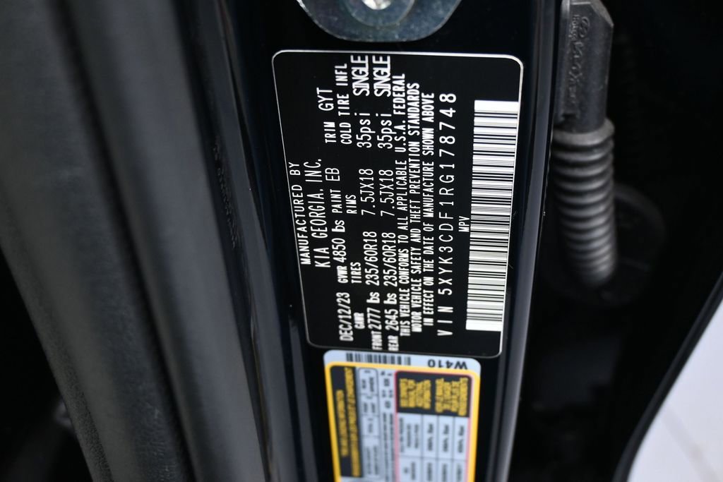 Used 2024 Kia Sportage EX AWD/4WD image 17
