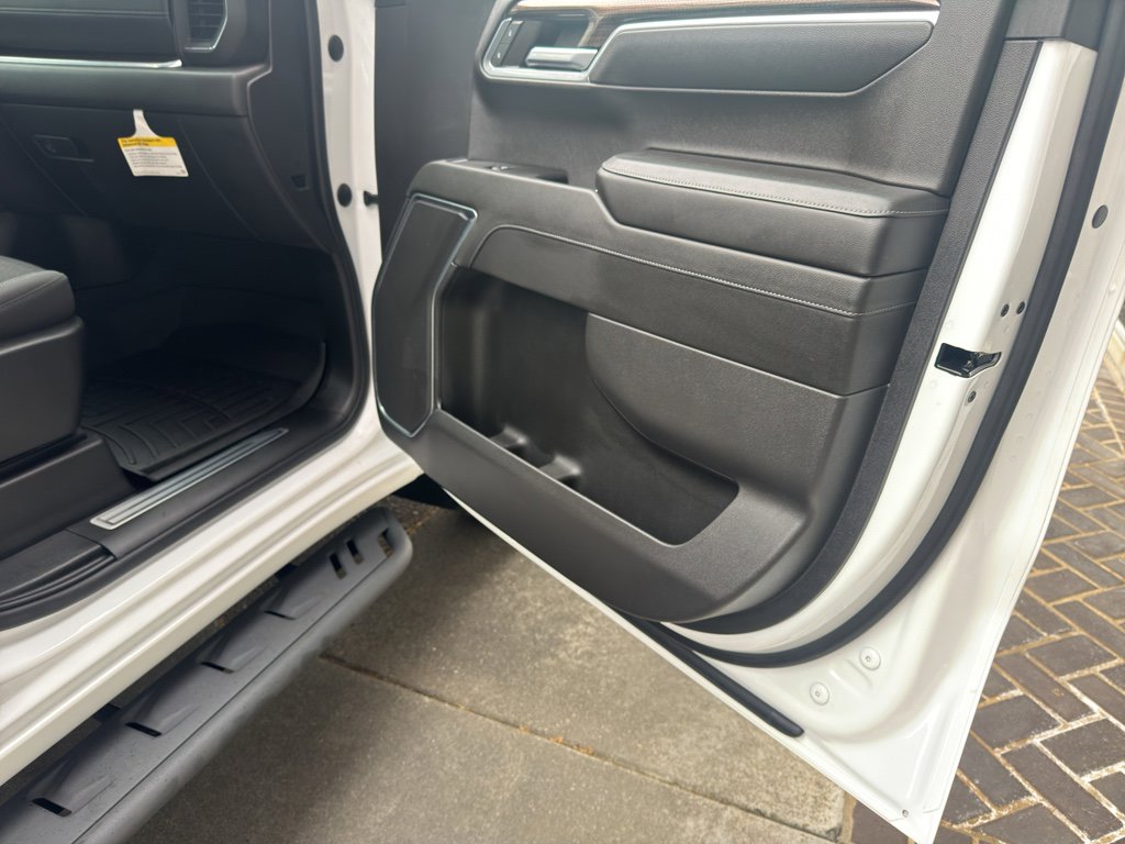 Used 2022 Chevrolet Silverado 1500 LT w/ Z71 Off-Road Package image 20