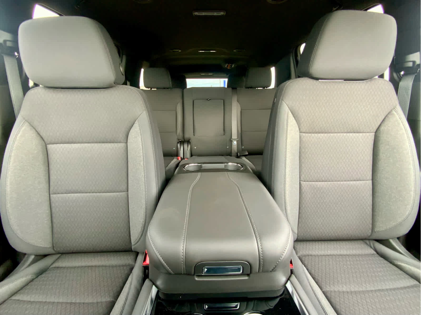 New 2026 Chevrolet Suburban LS image 30