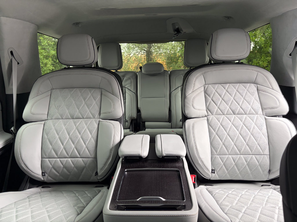 New 2027 Lincoln Navigator Black Label AWD/4WD image 68
