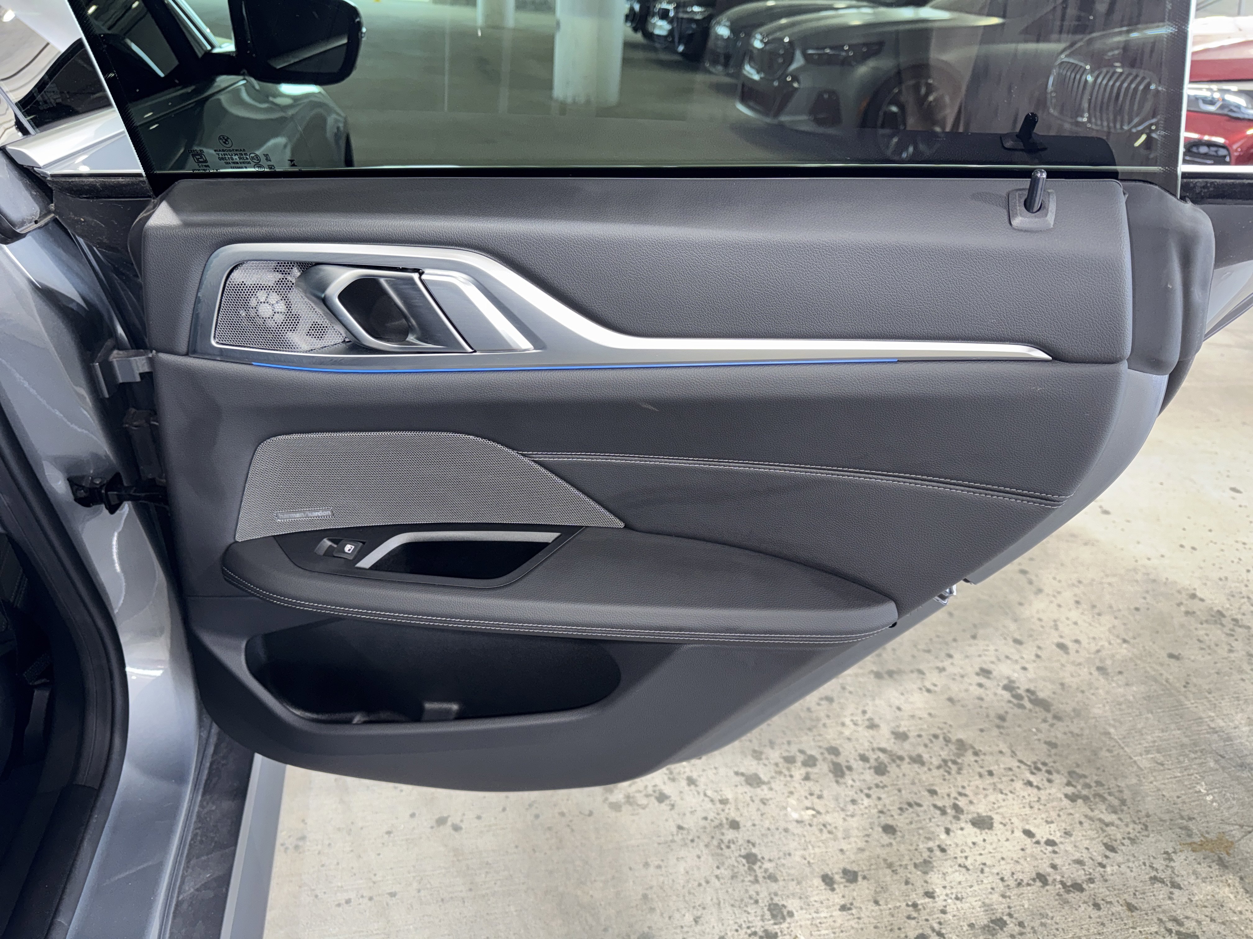 Used 2025 BMW i4 eDrive40 w/ Premium Package image 11