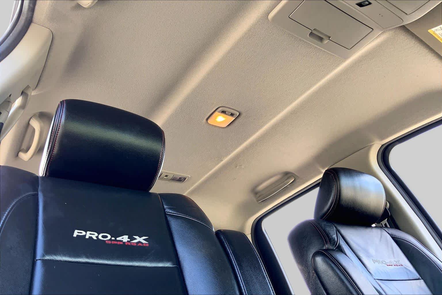 Used 2015 Nissan Titan PRO-4X AWD/4WD image 14