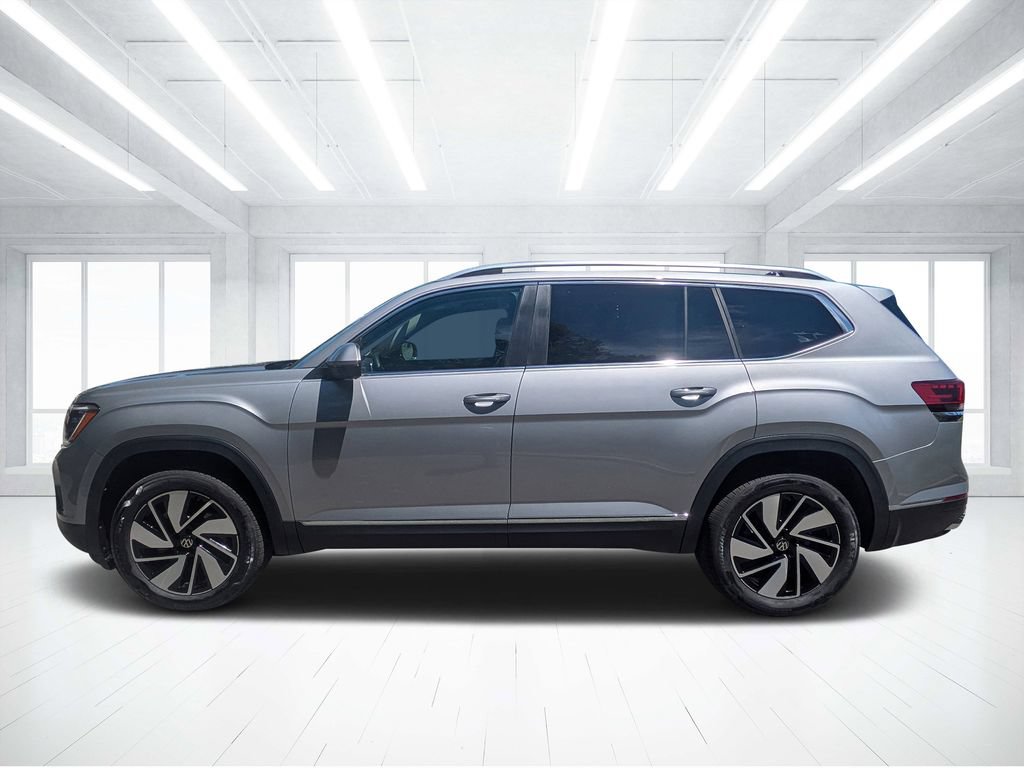 Used 2025 Volkswagen Atlas SEL AWD/4WD image 6