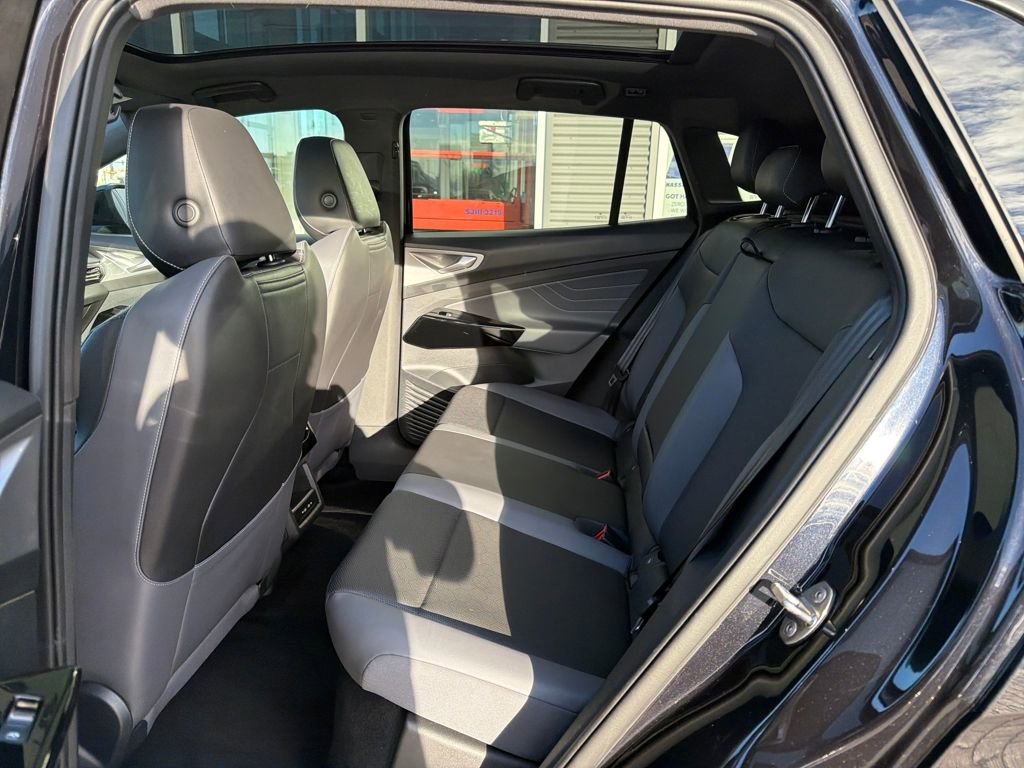Certified 2023 Volkswagen ID.4 Pro S Plus image 12