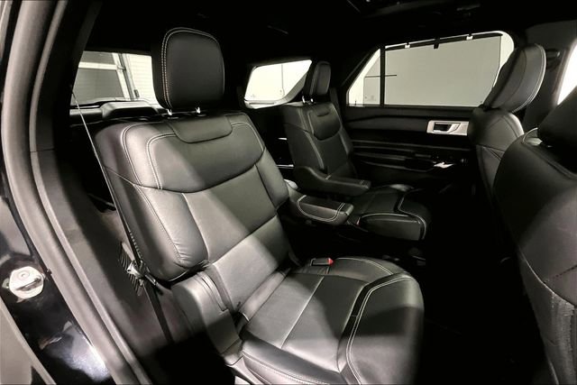 Used 2021 Ford Explorer ST w/ ST Street Pack image 26