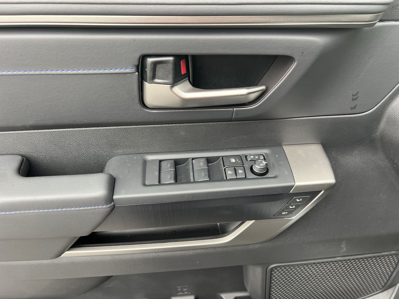 New 2026 Toyota Sequoia Platinum AWD/4WD image 15